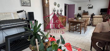 Maison de bourg de 115 m2 avec jardin et garage clos