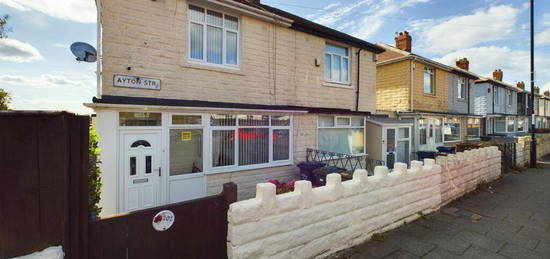 2 bedroom semi-detached house for sale