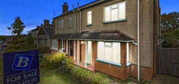 3 bedroom semi-detached house for sale