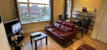 Flat to rent in Mauldeth Road, Fallowfield, Manchester M14