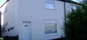 3 bedroom semi-detached house to rent