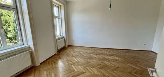 Charmante Altbau-Wohnung am Beginn der Hohen Warte! 50 Meter neben dem Setagayapark. Gute Anbindung! Saniertes Altbau-Zinshaus.