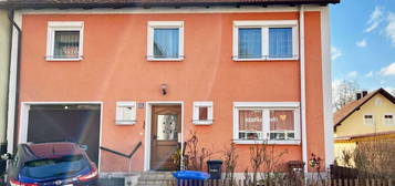 Gemütliches Einfamilienhaus mit großem Garten und Werkstatt in Ortenburg