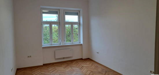 Sanierte 3-Zimmer-Wohnung mit Blick auf Donaukanal