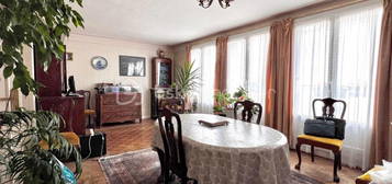 Appartement  à vendre, 4 pièces, 2 chambres, 87 m²