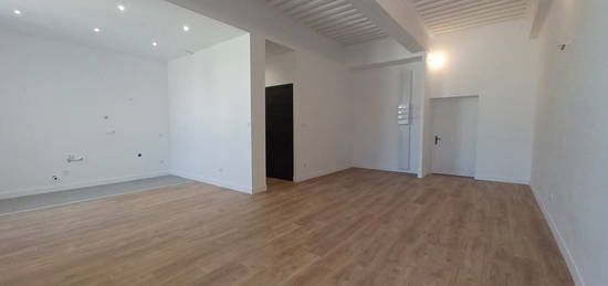 Appartement  à vendre, 3 pièces, 2 chambres, 72 m²