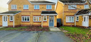 3 bedroom semi-detached house for sale