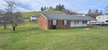 267 King St, North Tazewell, VA 24630