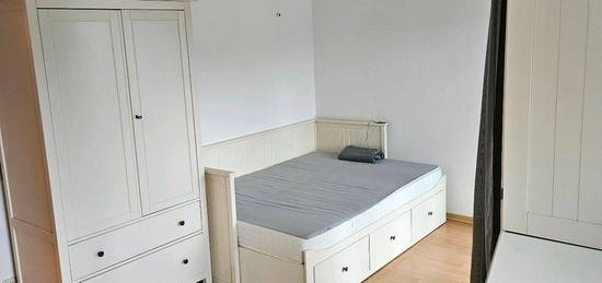 Nettes und helles 1-Zimmer-Appartement in Königsbrunn