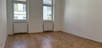 Provisionsfrei: Renovierter 43m² Altbau mit Einbauküche und 1,5 Zimmern in Ruhelage - U3-Nähe!