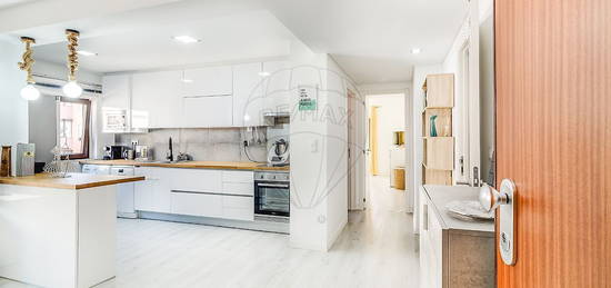 Apartamento T2 à venda em Sintra