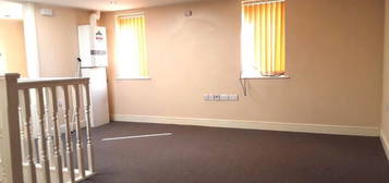 Flat to rent in Wright Street, Hull HU2