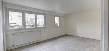 Appartement  à vendre, 4 pièces, 3 chambres, 77 m²