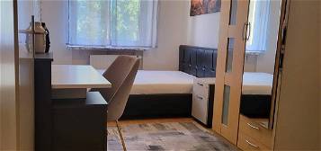 Möbliertes Zimmer zur Miete ab 01. Juni in Bischofsheim 500€ Warm