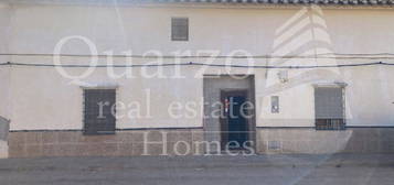 Chalet adosado en venta en Villarrobledo