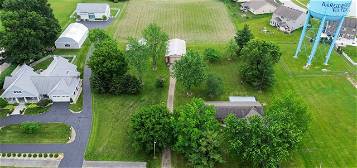 1177 W Curry Rd, Greenwood, IN 46143