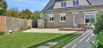 Maison individuelle en centre bourg avec vie plain-pied