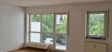 1. OG mit Balkon ! Lift / Laminat / TG Stellplatz u.v.m...