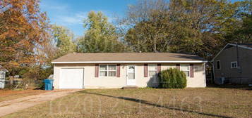 207 Glenwood St, Coffeyville, KS 67337