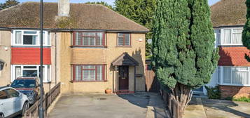 3 bed semi-detached house for sale