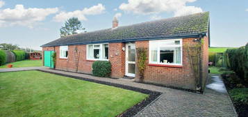 2 bedroom detached bungalow for sale