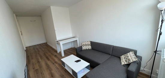 Location meublée appartement 4 pièces 62 m²