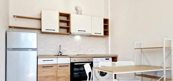 Apartament 1 cam,era  bloc nou , ultracentral