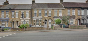 5 bedroom terraced house for sale