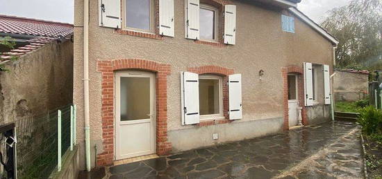 Maison de bourg - 70m ²