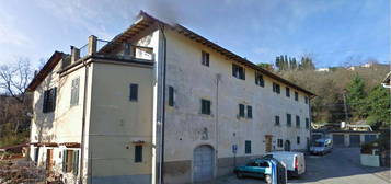 Quadrilocale in vendita in via Vecchia Pisana