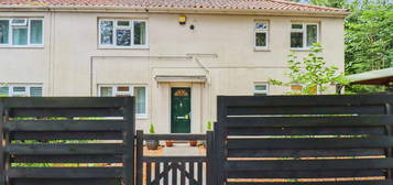 3 bed semi-detached house for sale