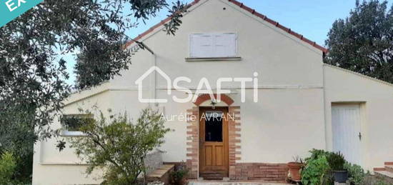 À Vendre : Charmante maison de 100m2 sur deux étages et sur un terrain de 1300m2. Située au bord de la T20, région de Tavera.