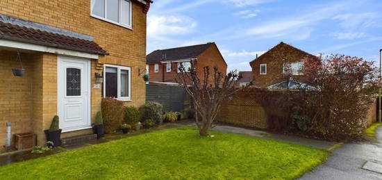 2 bedroom semi-detached house for sale