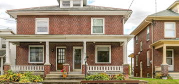 317 S 4th St, Denver, PA 17517