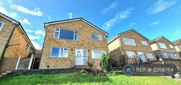 4 bedroom detached house