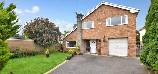 5 bedroom detached house for sale