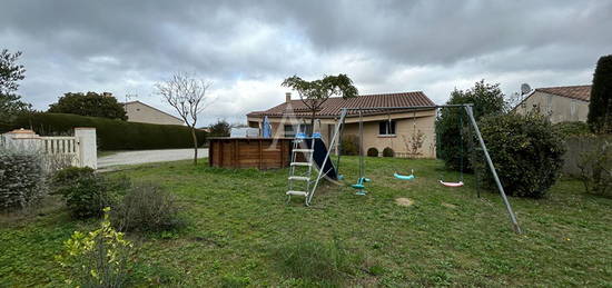 Maison à Lavalette avec garage et vue dégagée