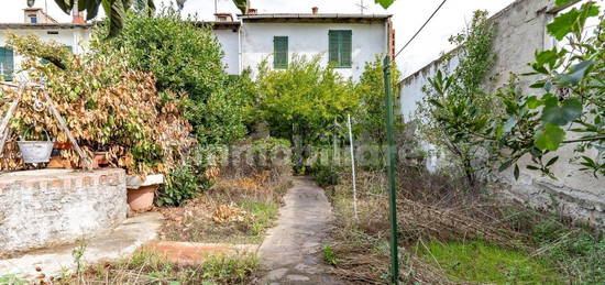 Villa a schiera via Guido Guidi, Centro, Montelupo Fiorentino