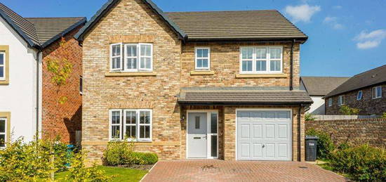 4 bed detached house for sale