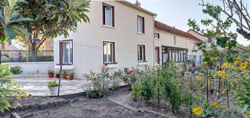 Maison  à vendre, 5 pièces, 3 chambres, 109 m²