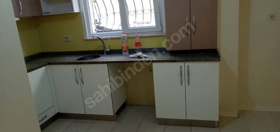 Pendik Çamçeşme Mahallesi'nde Kiralık 90m2 Kombili 2+1 Daire