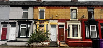 2 bed terraced house for sale