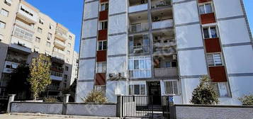 Remax Target'dan Çiğli Harmandalı 3+1 Satılık Geniş Daire