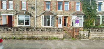 3 bed terraced house for sale