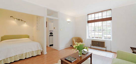 Studio for sale in Chelsea Manor Street, London SW3