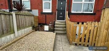 4 bedroom terraced house