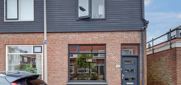 Emmastraat 22