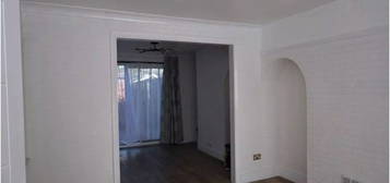 3 bed end terrace house to rent