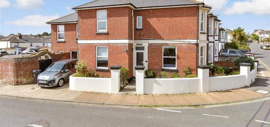 4 bed end terrace house for sale