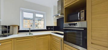 2 bed flat to rent